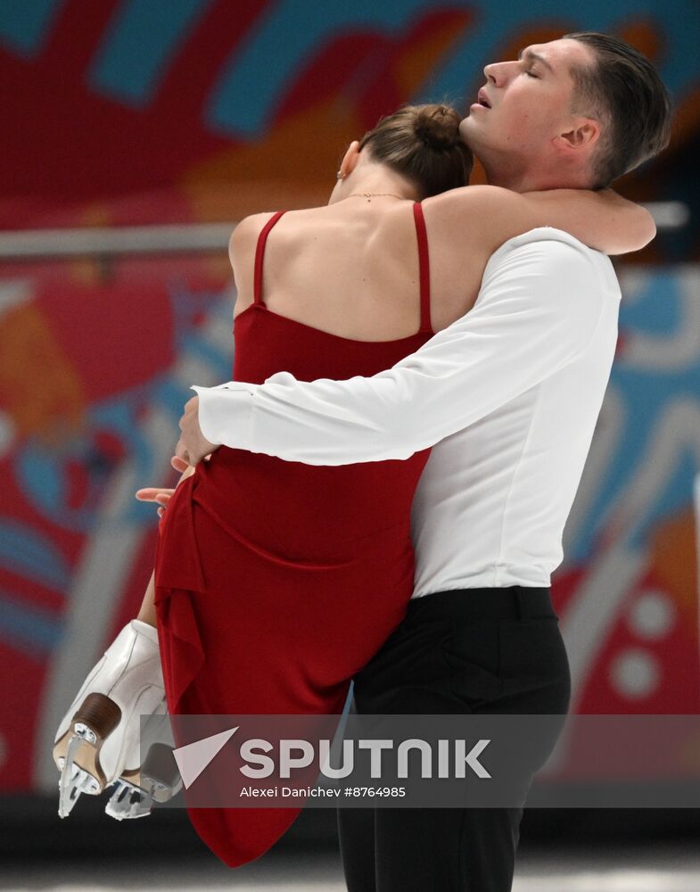 Russia Figure Skating Test Skates Pairs