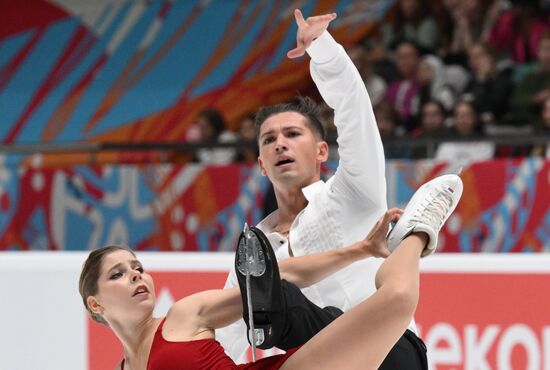 Russia Figure Skating Test Skates Pairs