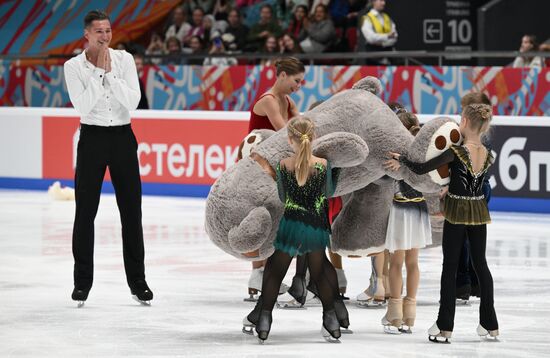 Russia Figure Skating Test Skates Pairs