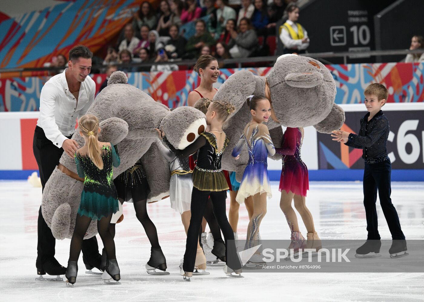 Russia Figure Skating Test Skates Pairs