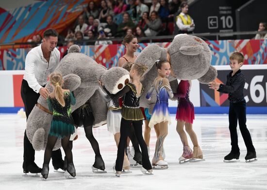 Russia Figure Skating Test Skates Pairs