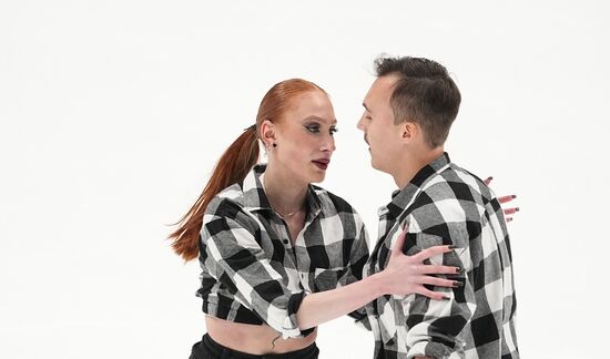 Russia Figure Skating Test Skates Pairs