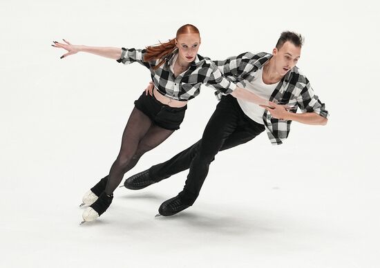 Russia Figure Skating Test Skates Pairs