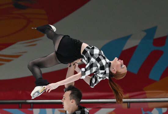 Russia Figure Skating Test Skates Pairs