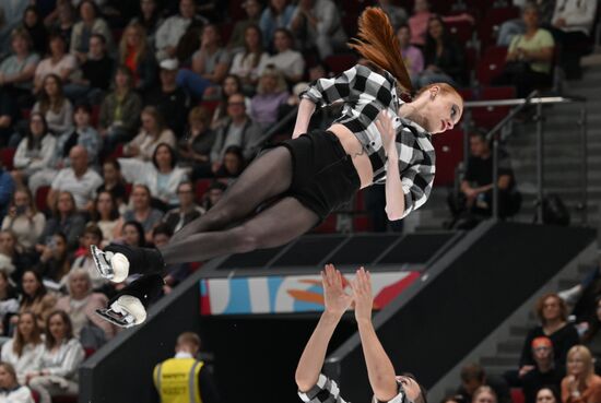 Russia Figure Skating Test Skates Pairs