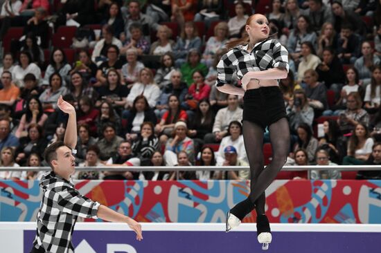 Russia Figure Skating Test Skates Pairs