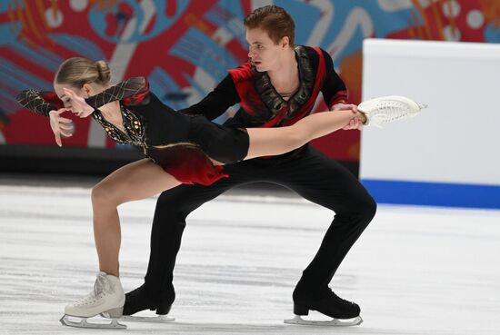 Russia Figure Skating Test Skates Pairs