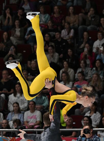 Russia Figure Skating Test Skates Pairs