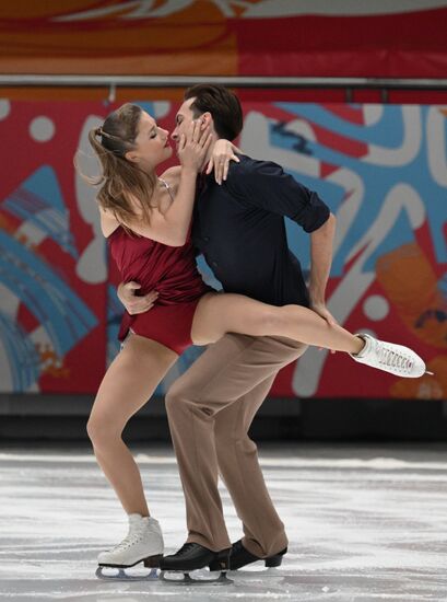 Russia Figure Skating Test Skates Ice Dance