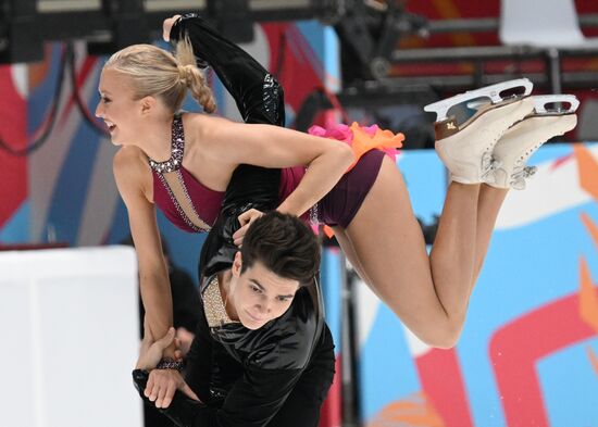 Russia Figure Skating Test Skates Ice Dance