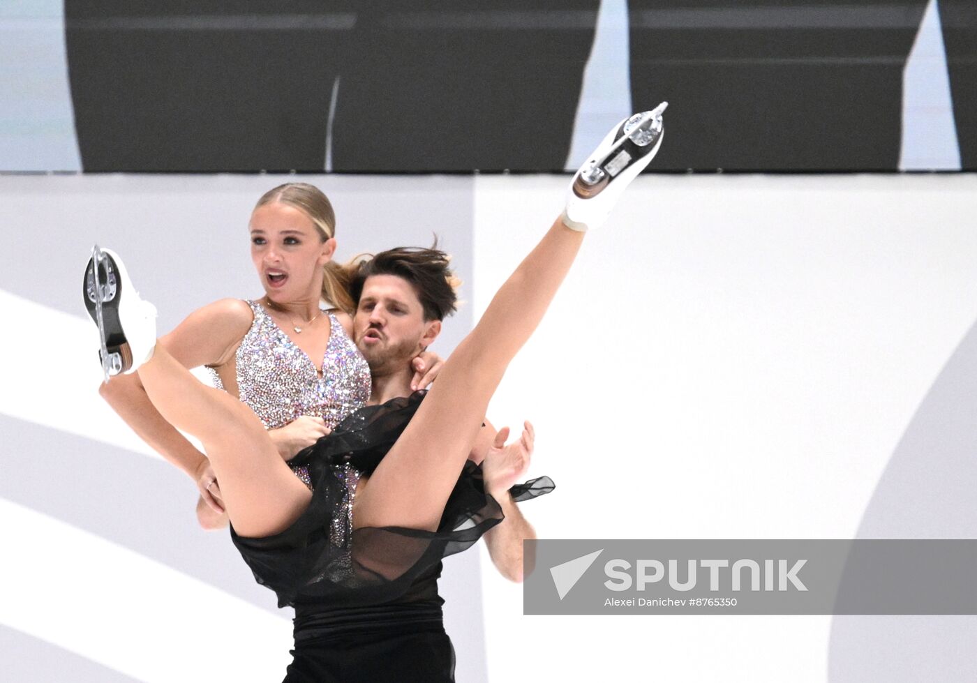 Russia Figure Skating Test Skates Ice Dance