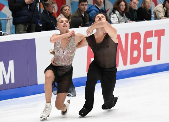 Russia Figure Skating Test Skates Ice Dance