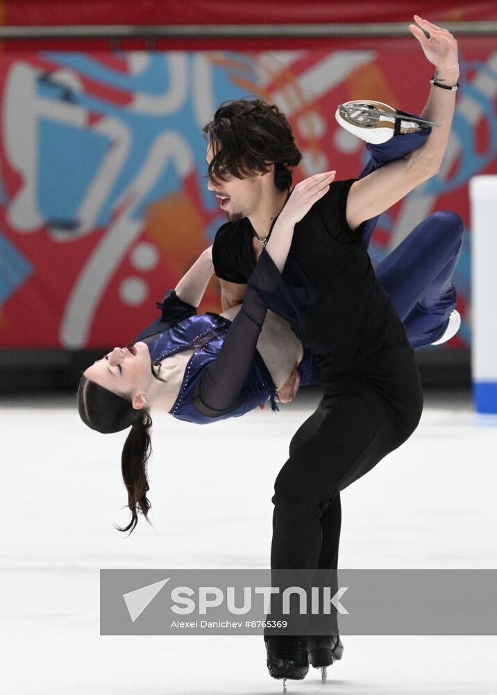 Russia Figure Skating Test Skates Ice Dance