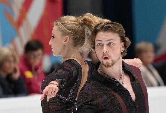 Russia Figure Skating Test Skates Ice Dance