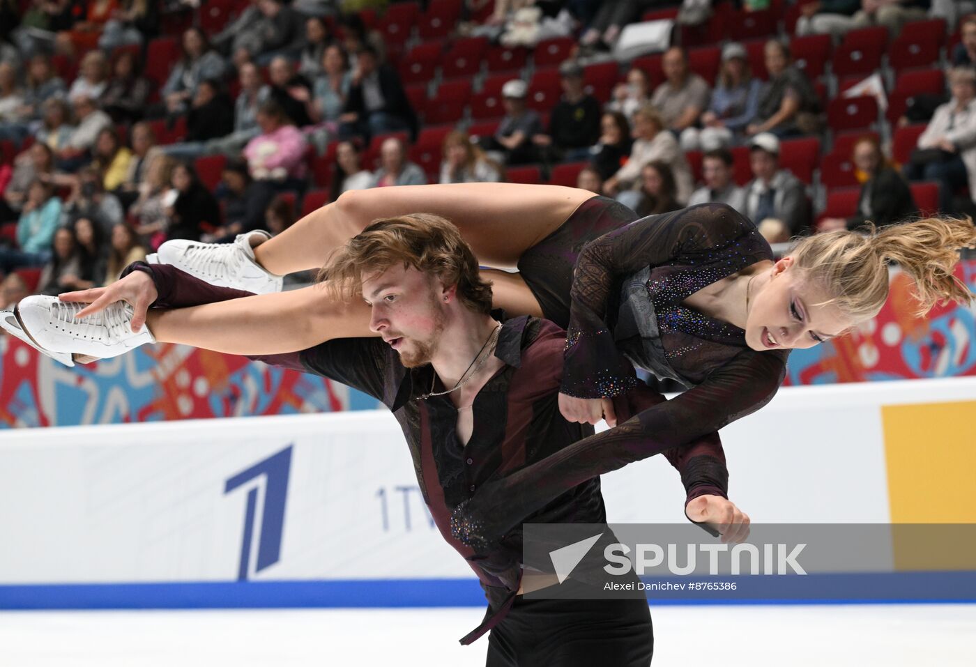 Russia Figure Skating Test Skates Ice Dance