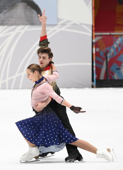 Russia Figure Skating Test Skates Ice Dance