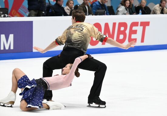 Russia Figure Skating Test Skates Ice Dance