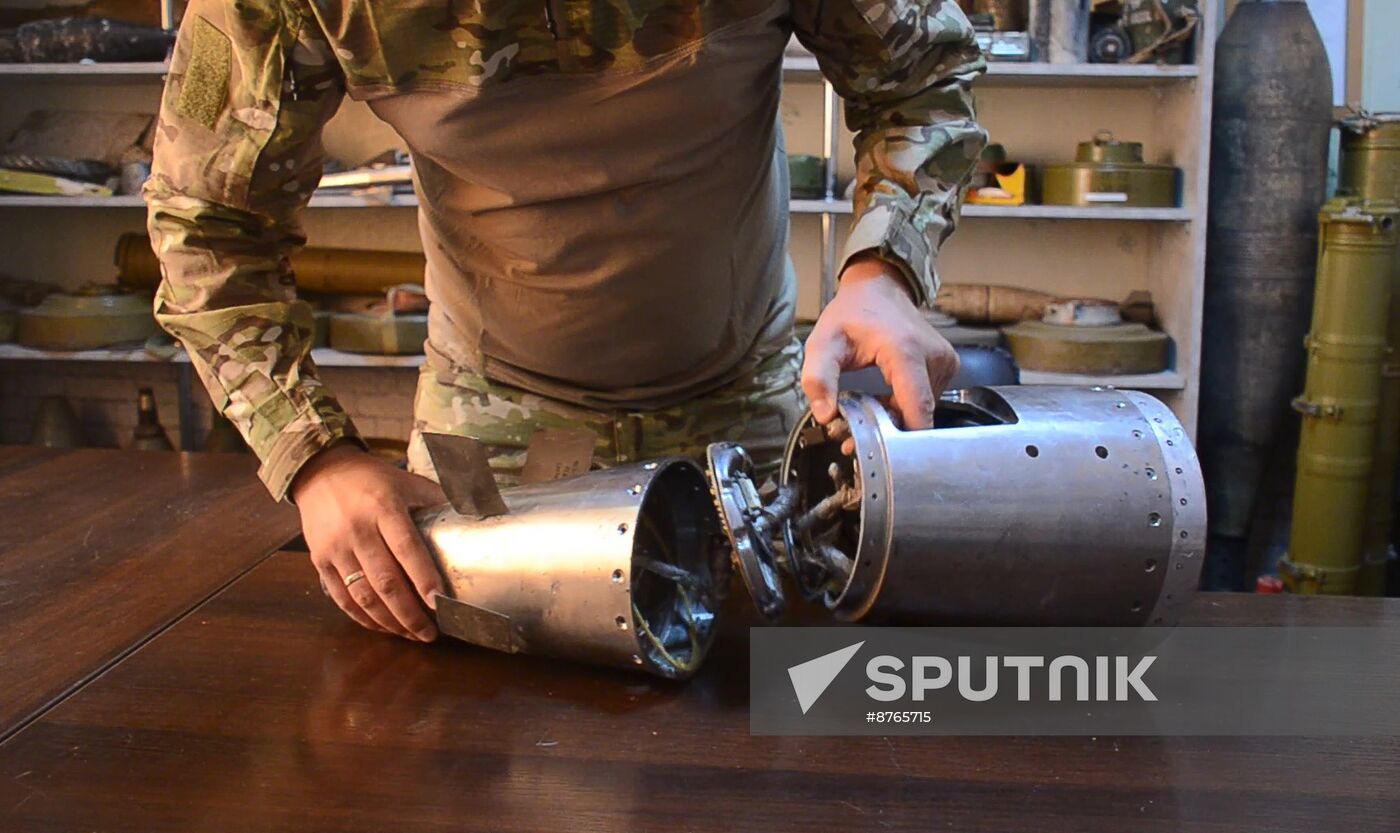 Russia Ukraine Military Operation HIMARS Warhead Studying