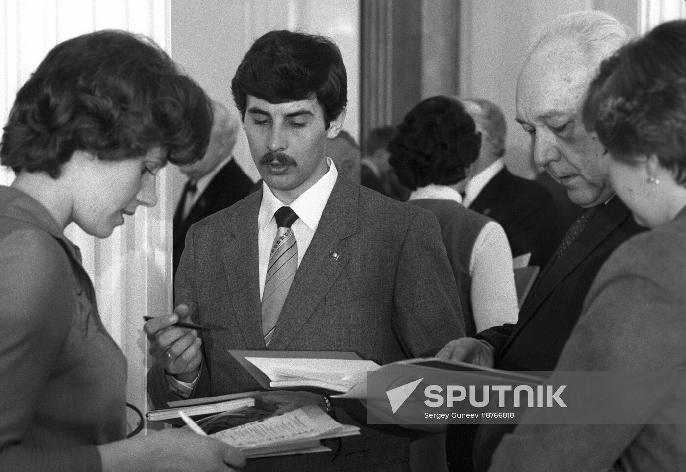 First session of USSR Supreme Soviet of 11th Convocation