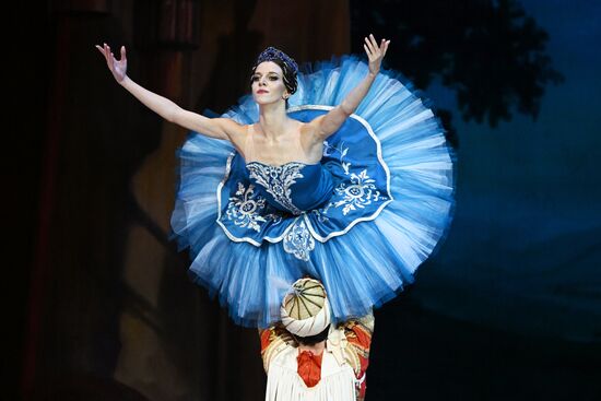 Russia Ballet Raymonda