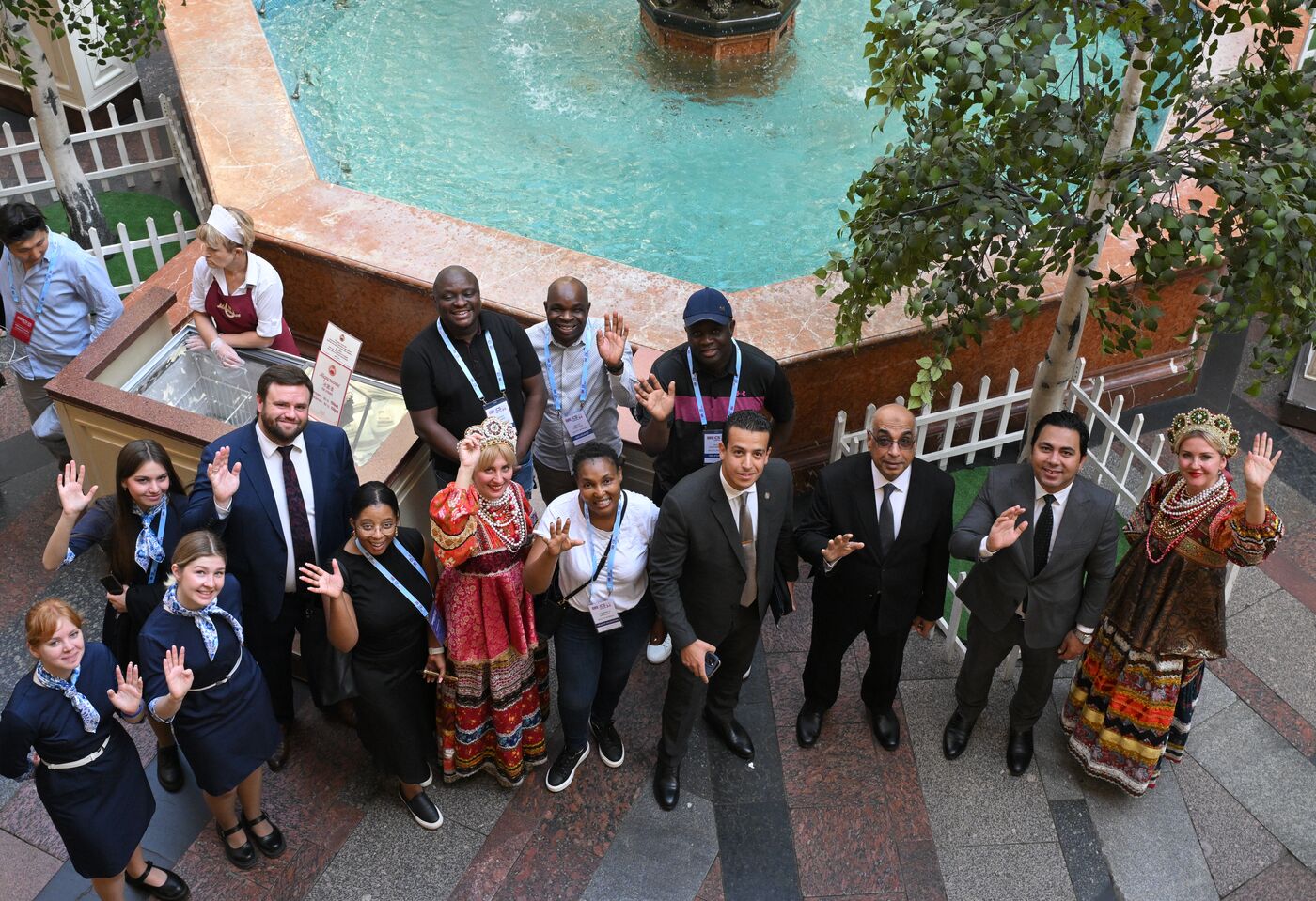 BRICS delegations tour Red Square