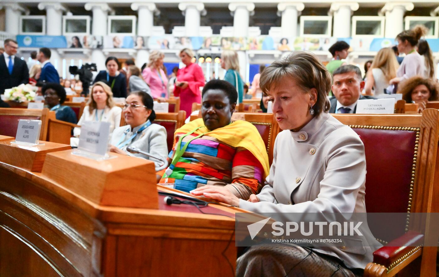 Russia Putin Eurasian Women's Forum