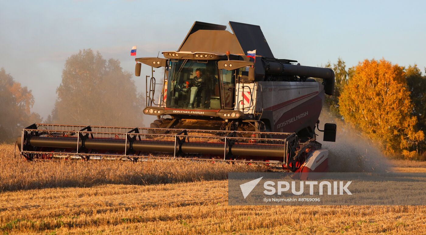 Russia Agriculture Wheat Harvesting