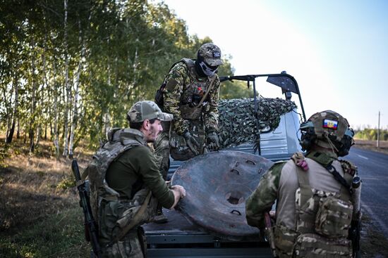 Russia Ukraine Military Operation Akhmat Mortar Unit