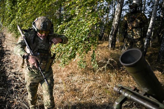 Russia Ukraine Military Operation Akhmat Mortar Unit