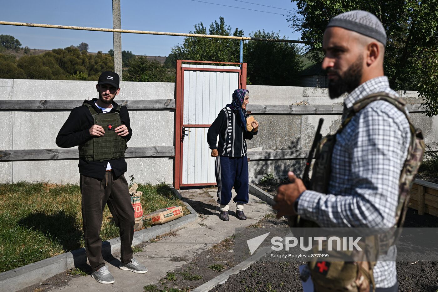 Russia Ukraine Kursk Attack Humanitarian Aid