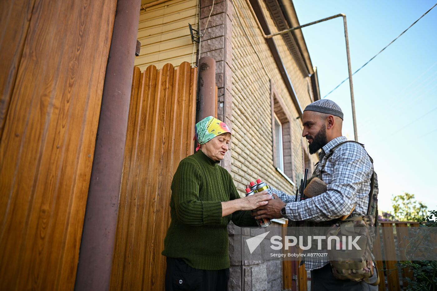 Russia Ukraine Kursk Attack Humanitarian Aid