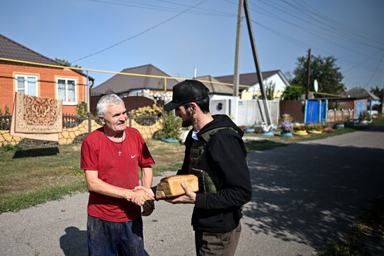 Russia Ukraine Kursk Attack Humanitarian Aid