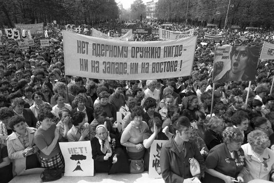 Women's anti-war rally in Minsk