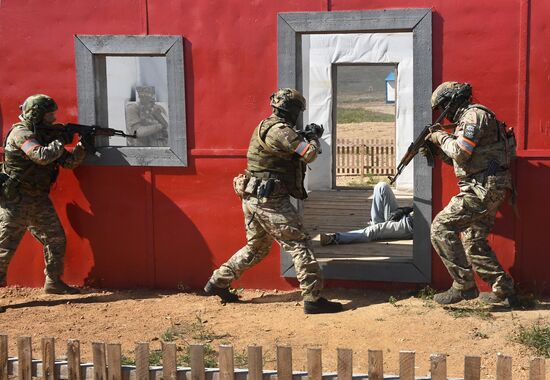 Russia Laos Military Drills