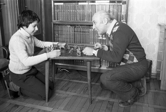 Mamatsashvili journalist family from Tbilisi