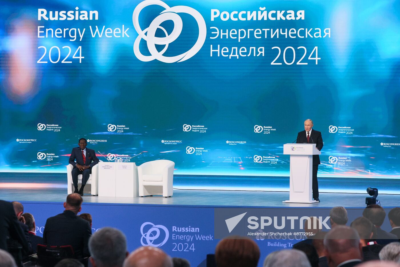 Russia Putin Energy Week Forum