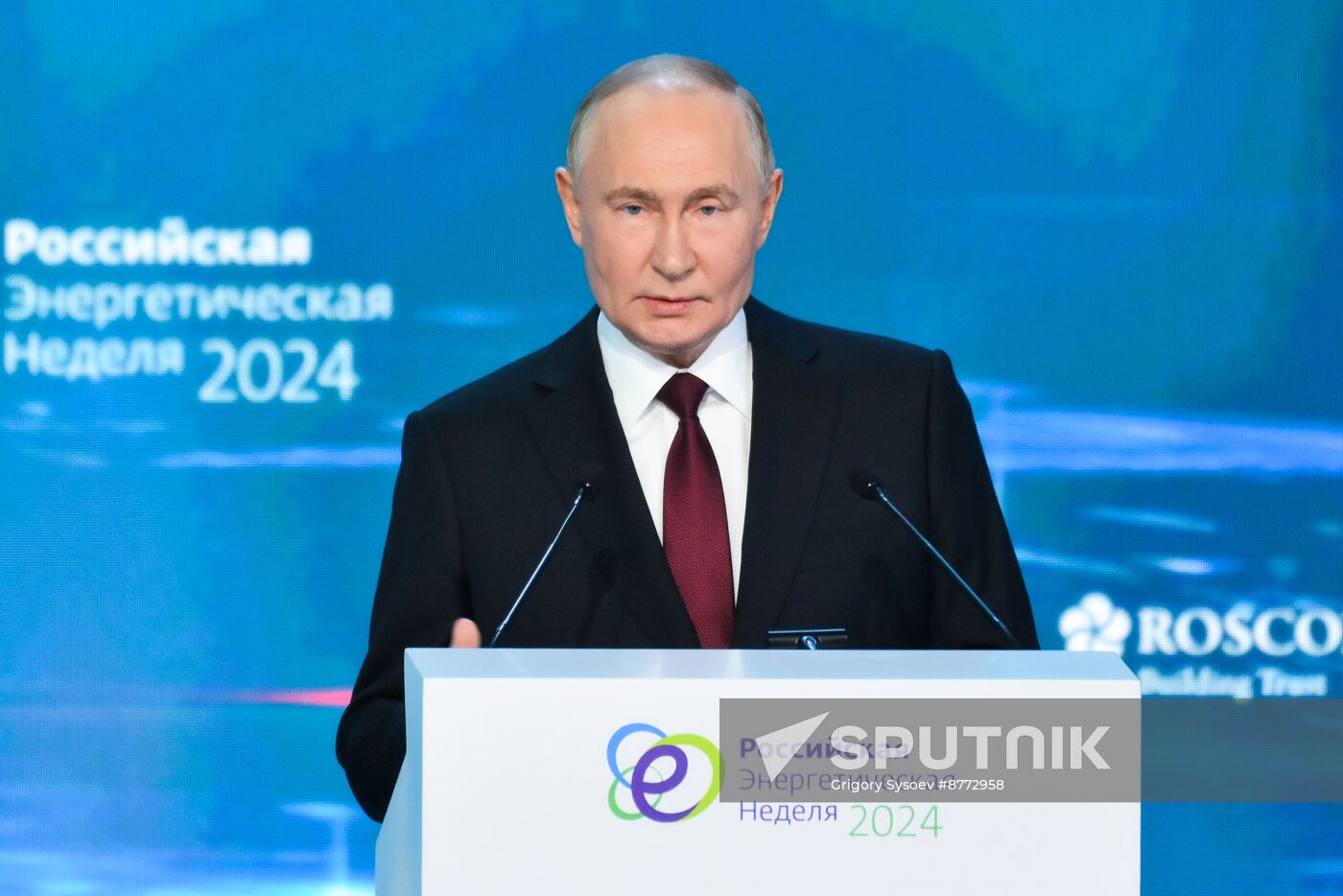 Russia Putin Energy Week Forum