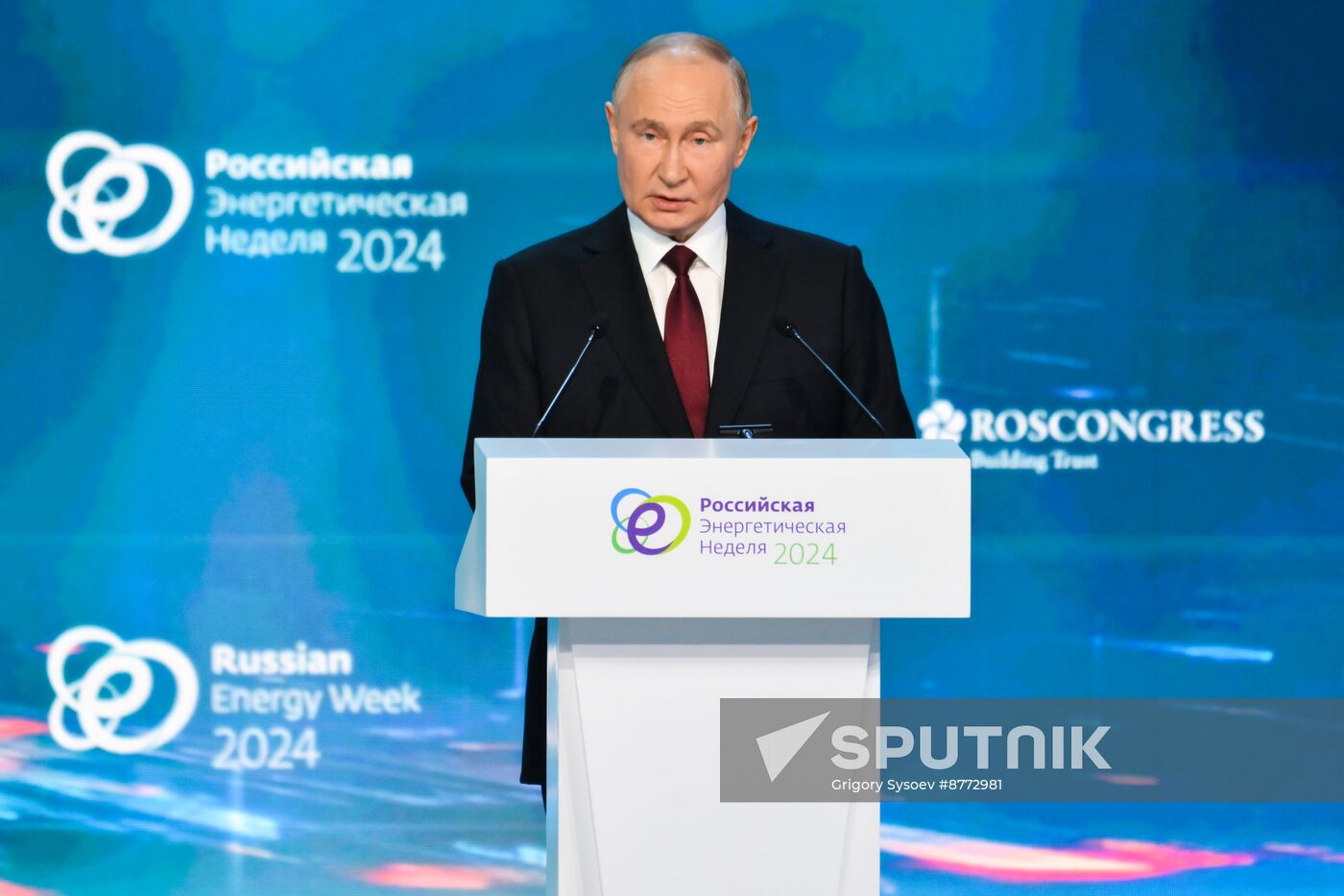 Russia Putin Energy Week Forum