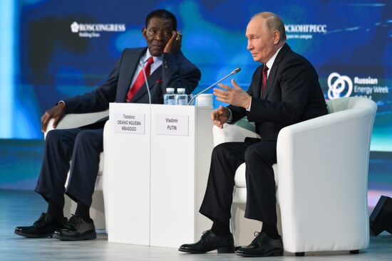 Russia Putin Energy Week Forum