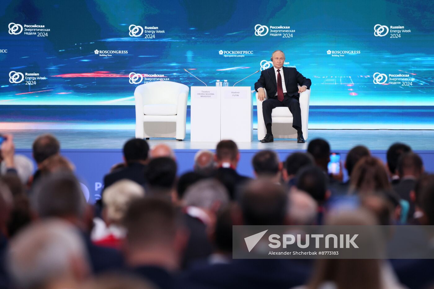 Russia Putin Energy Week Forum