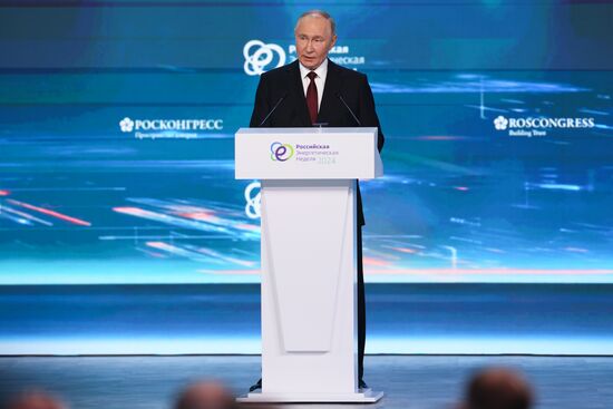 Russia Putin Energy Week Forum