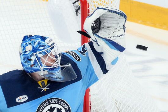 Russia Ice Hockey Kontinental League Sibir - Avtomobilist