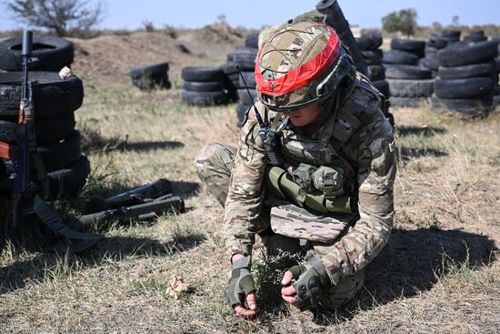 Russia Ukraine Military Operation Assault Units Training