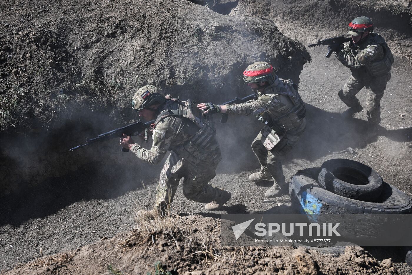 Russia Ukraine Military Operation Assault Units Training