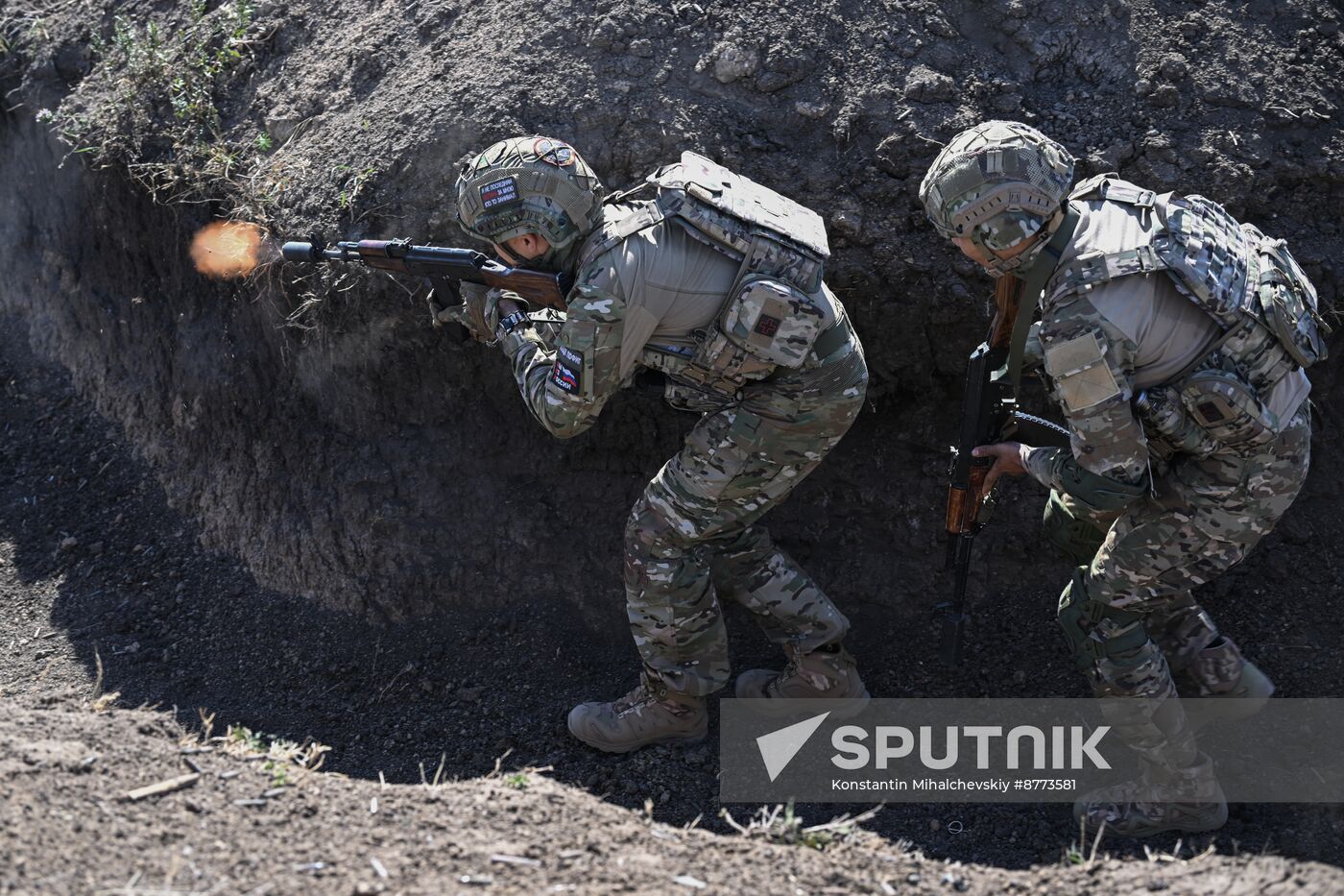 Russia Ukraine Military Operation Assault Units Training