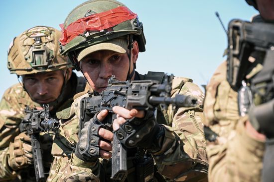 Russia Ukraine Military Operation Assault Units Training