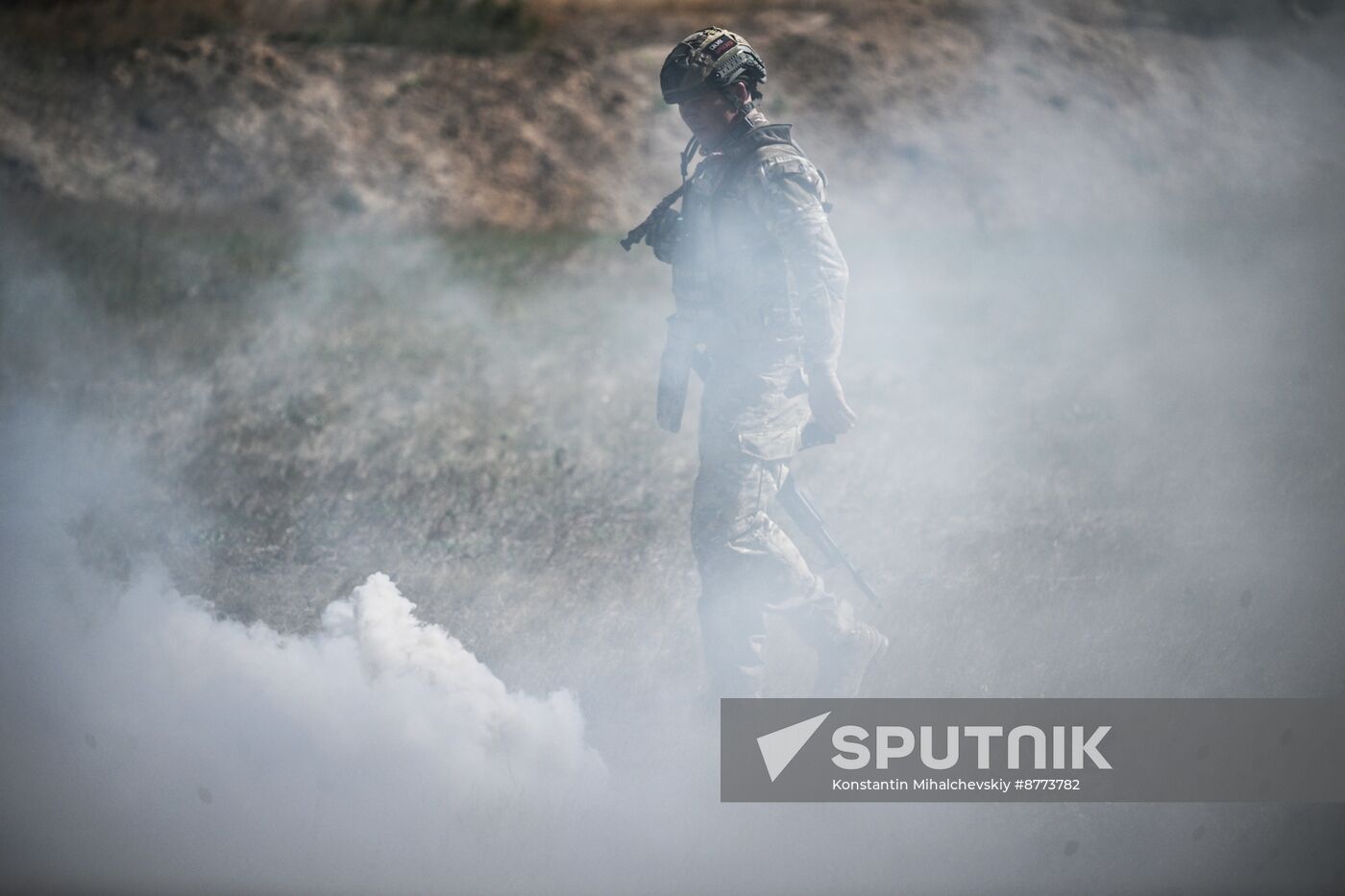 Russia Ukraine Military Operation Assault Units Training