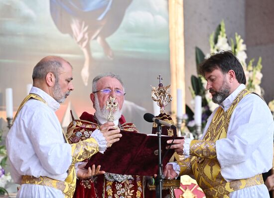 Armenia Religion Holy Muron Blessing