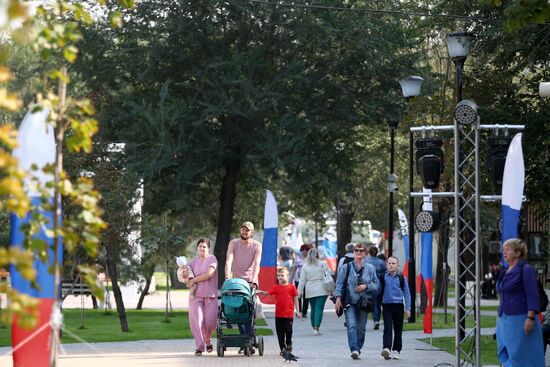 Russia New Regions Accession Day