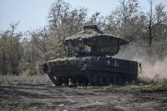 Russia Ukraine Military Operation BMP Crews Training